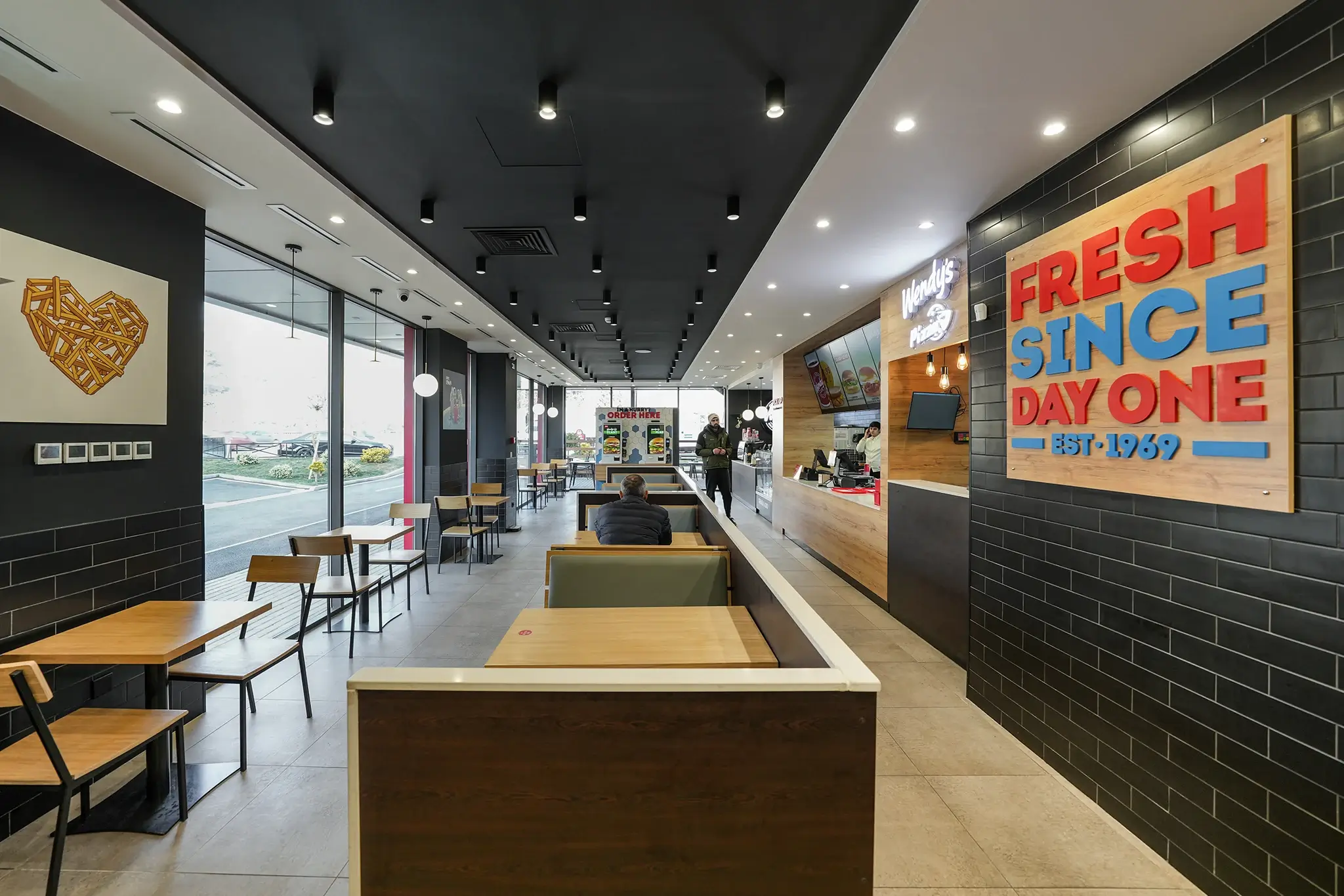  Wendy's on Cosmonauts Embankment